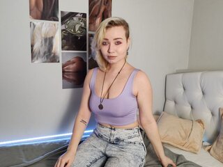 AnnaTroutman livesex free shows