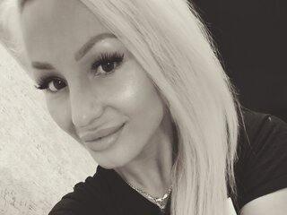 CescaGonzales live shows live
