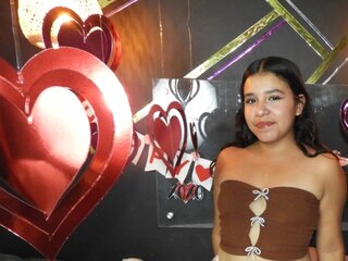QueenBeth jasmin cam pics